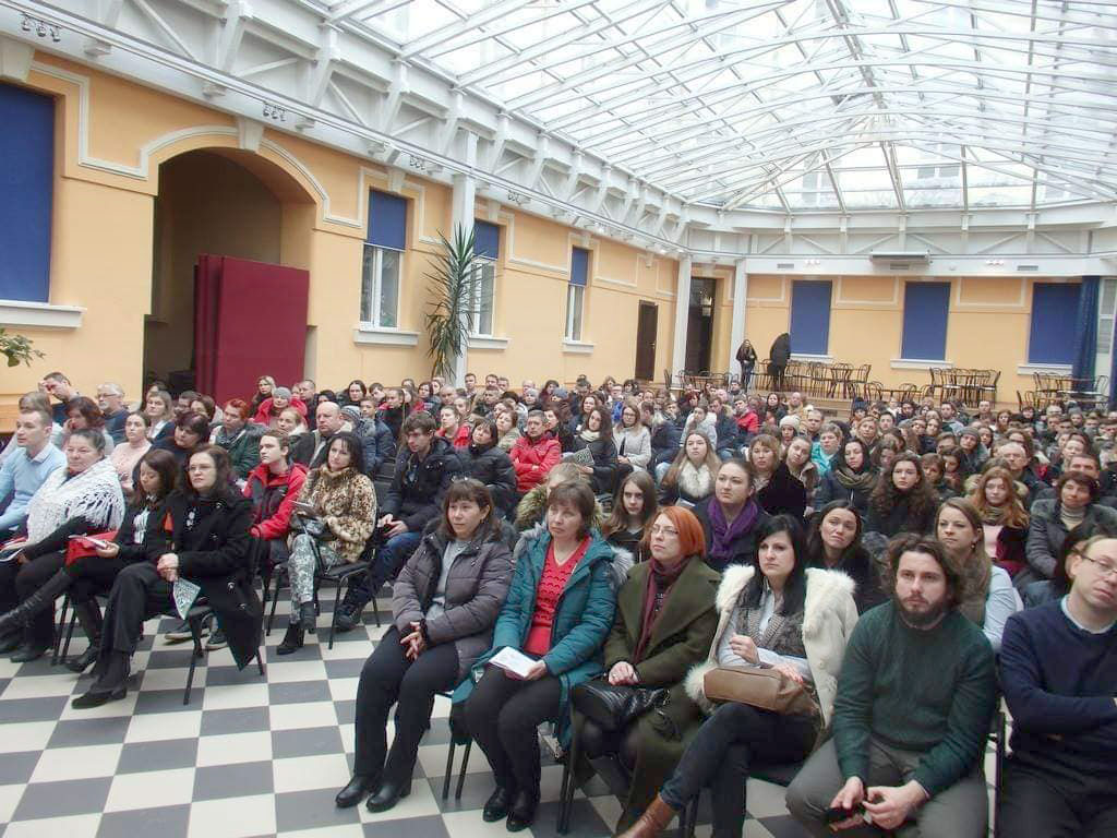 https://kme.org.ua/hu/hirek/nyilt-nap-a-rakoczi-foiskolan-2/