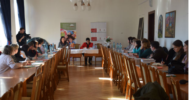https://kme.org.ua/hu/hirek/szorvanyvideken-oktatok-konferenciaja-a-rakoczi-foiskolan/
