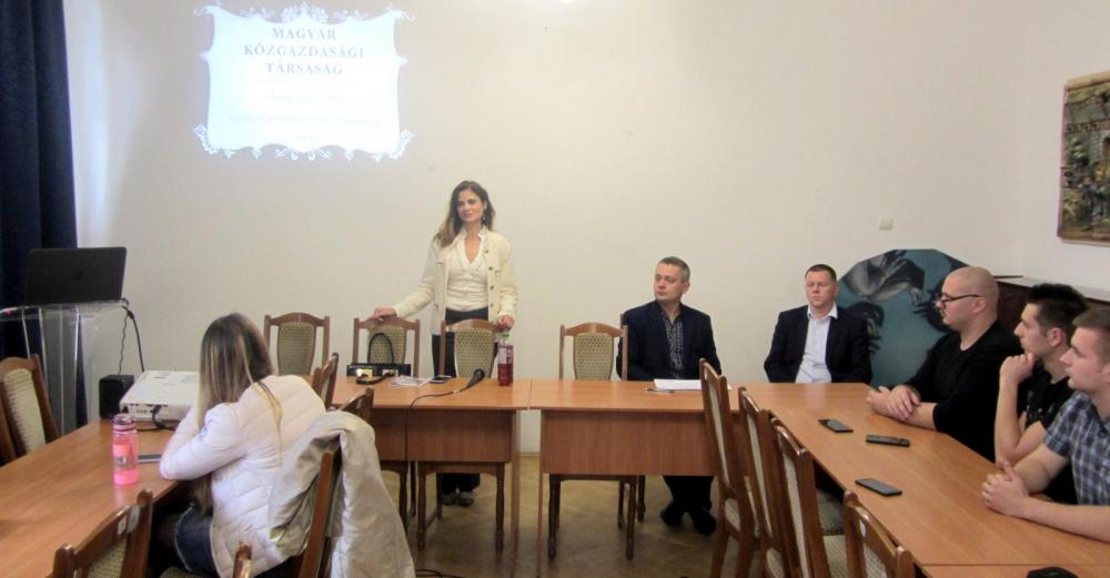 https://kme.org.ua/hu/hirek/a-magyar-kozgazdasagi-tarsasag-bemutatkozo-ulese-a-rakoczi-foiskolan/