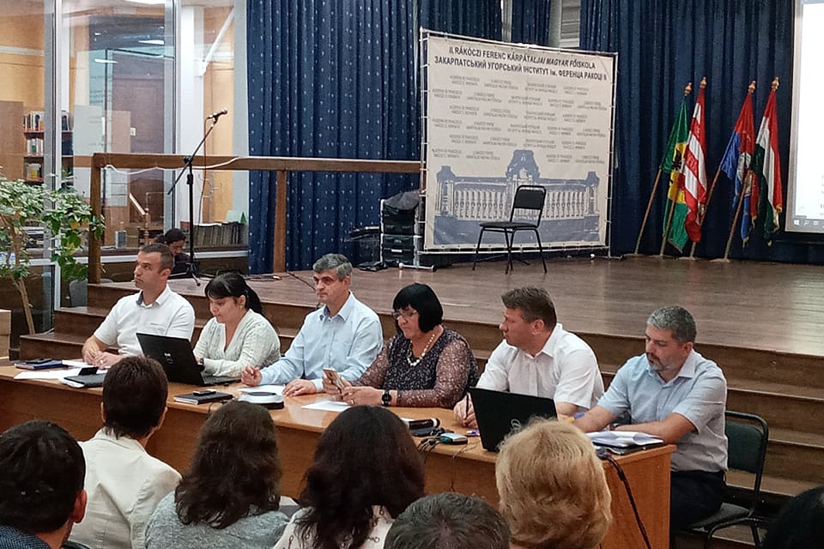 Tudományos Tanács és összmunkatársi értekezlet a Rákóczi-főiskolán