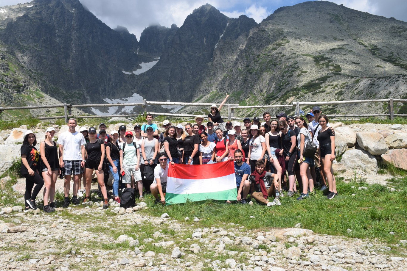 https://kme.org.ua/hu/hirek/hagyomanyorzes-es-szakmaisag-avagy-terepgyakorlat-rakoczi-nyomaban/