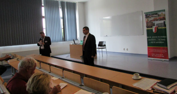 https://kme.org.ua/hu/hirek/nemzetkozi-konferencian-vettek-reszt-a-rakoczi-foiskola-oktatoi-es-hallgatoi/