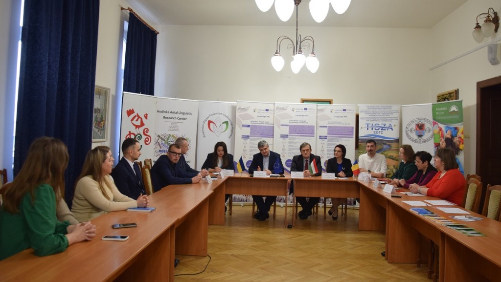 Határokon átnyúló nyelvi akadálymentesítés a közéletben (Videó)