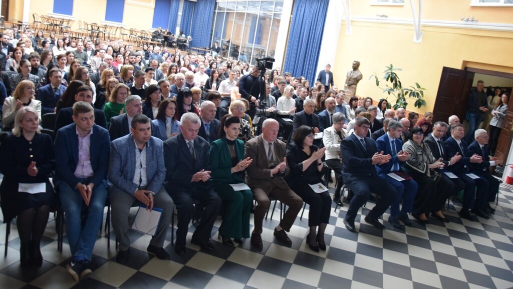A Tudományos Tanács ünnepi ülése a Rákóczi-főiskolán (Videó)