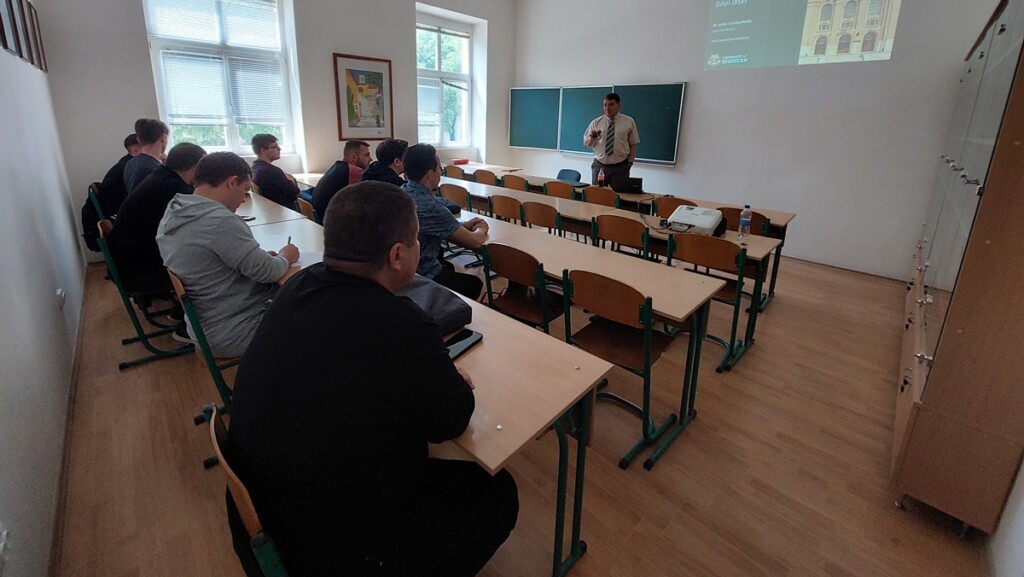 Dr. Fazekas Attila előadásai a Rákóczi-főiskolán