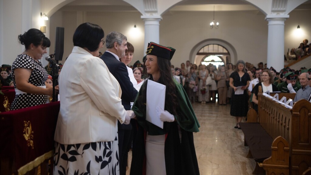 Diplomaátadó ünnepség a Rákóczi-főiskolán